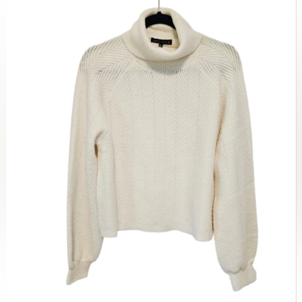 Love Ellie Elegant White Cream Turtleneck Sweater Women's Size XL NWOT
